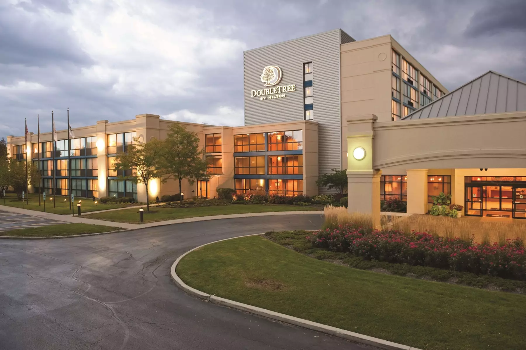 DoubleTree by Hilton Chicago - Arlington Heights - Primary Image