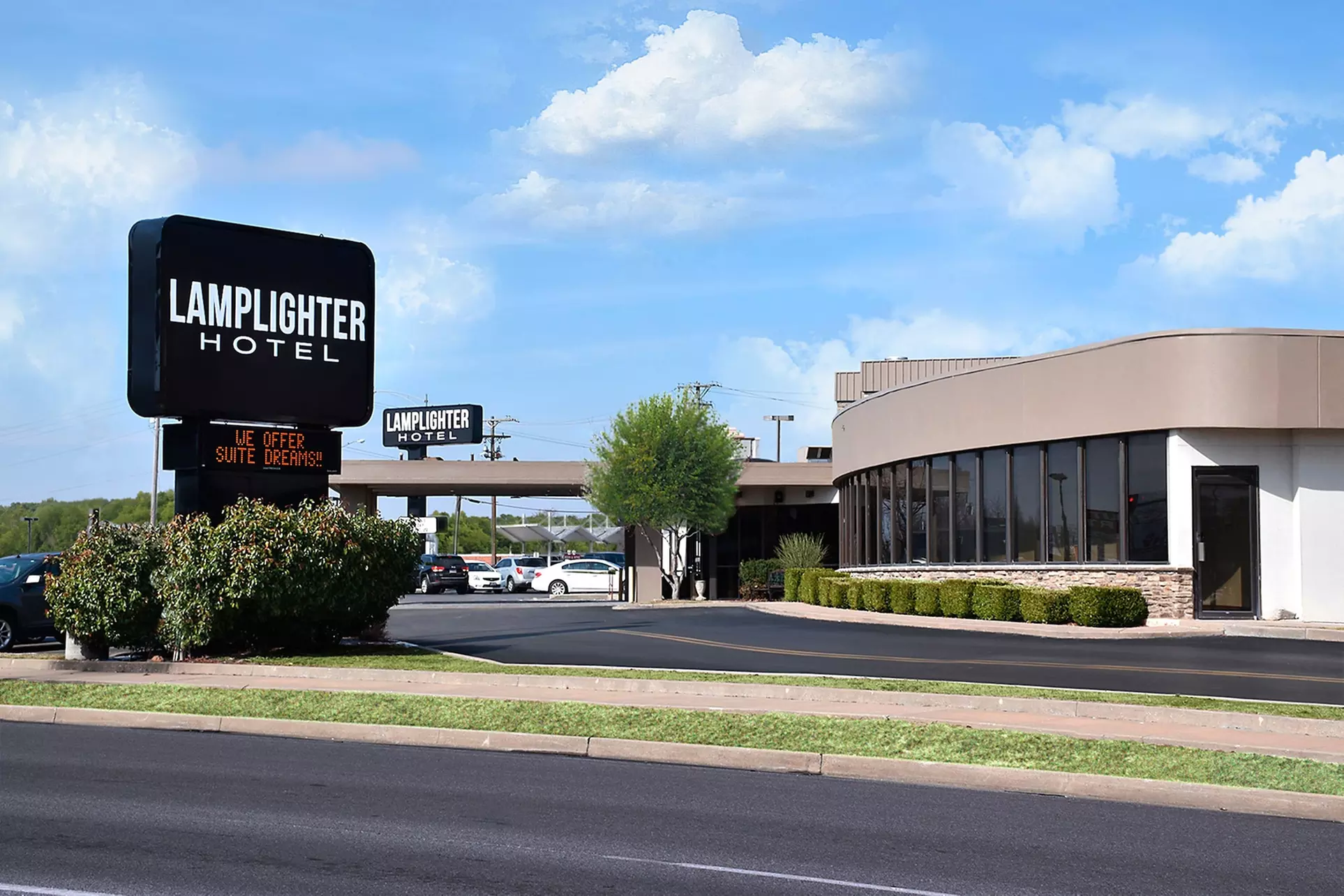Lamplighter Inn & Suites - South - Primary Image