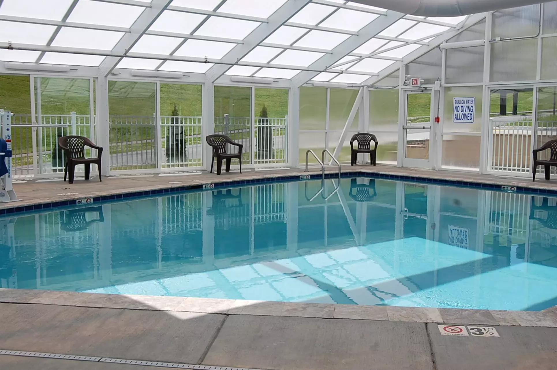 Vacation Lodge - Primary Image