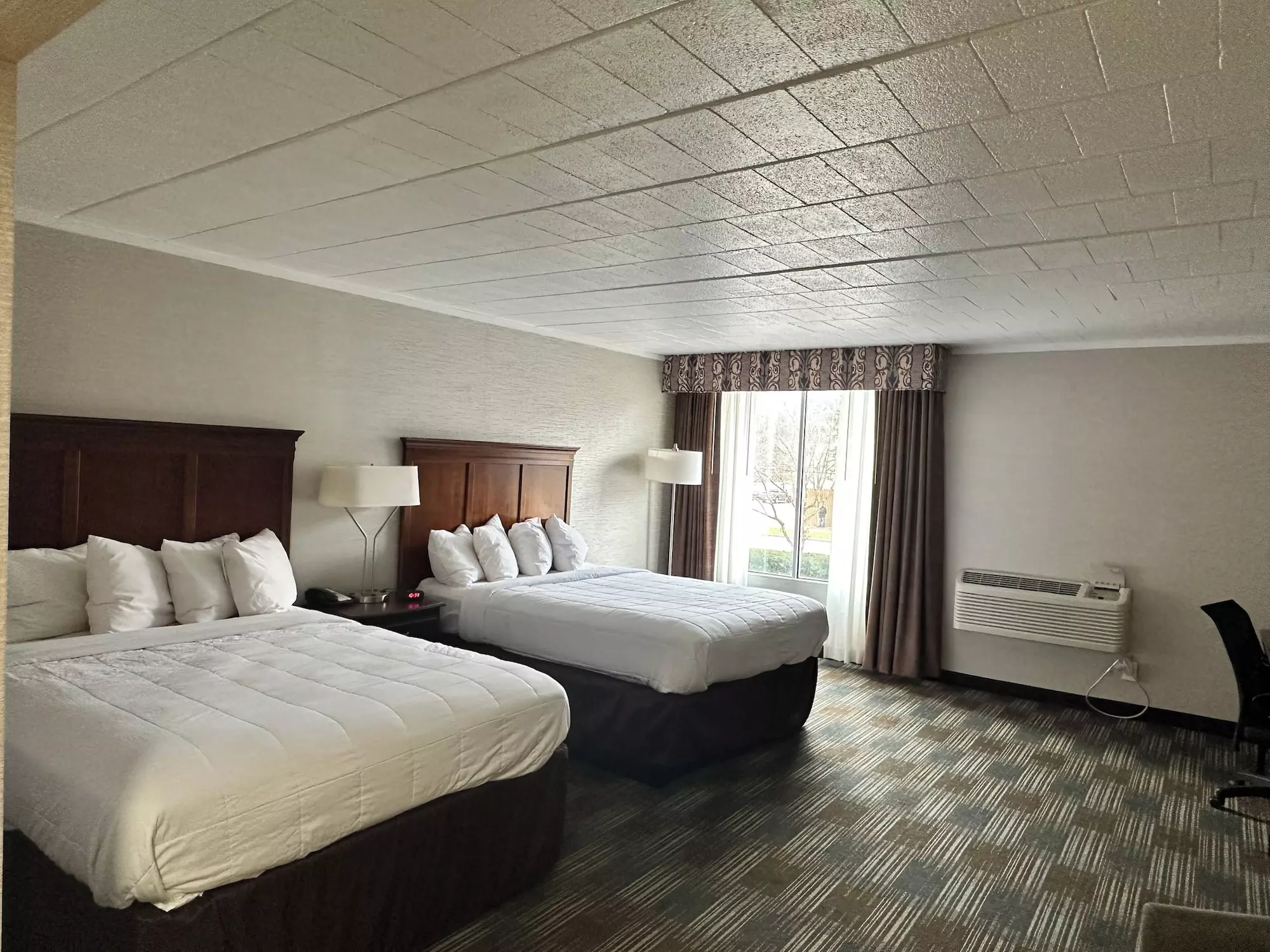 Finger Lakes Inn & Suites - Primary Image