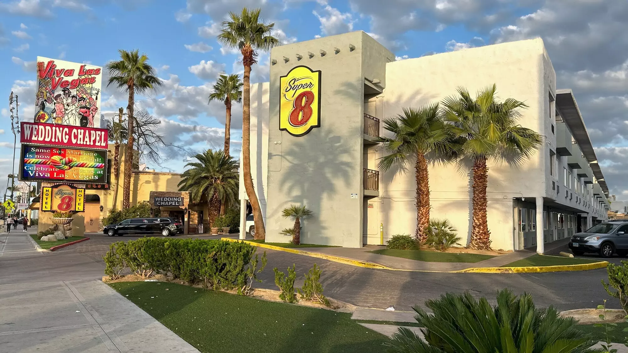 Super 8 by Wyndham Las Vegas North Strip/Fremont St. Area - Primary Image