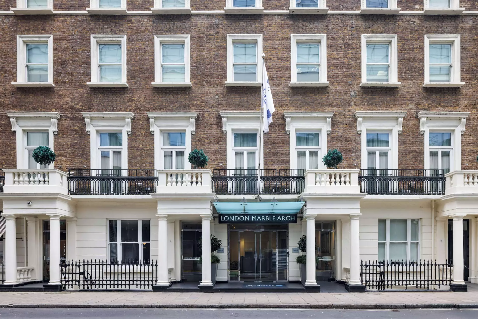 Radisson Blu Hotel, London Marble Arch - Primary Image