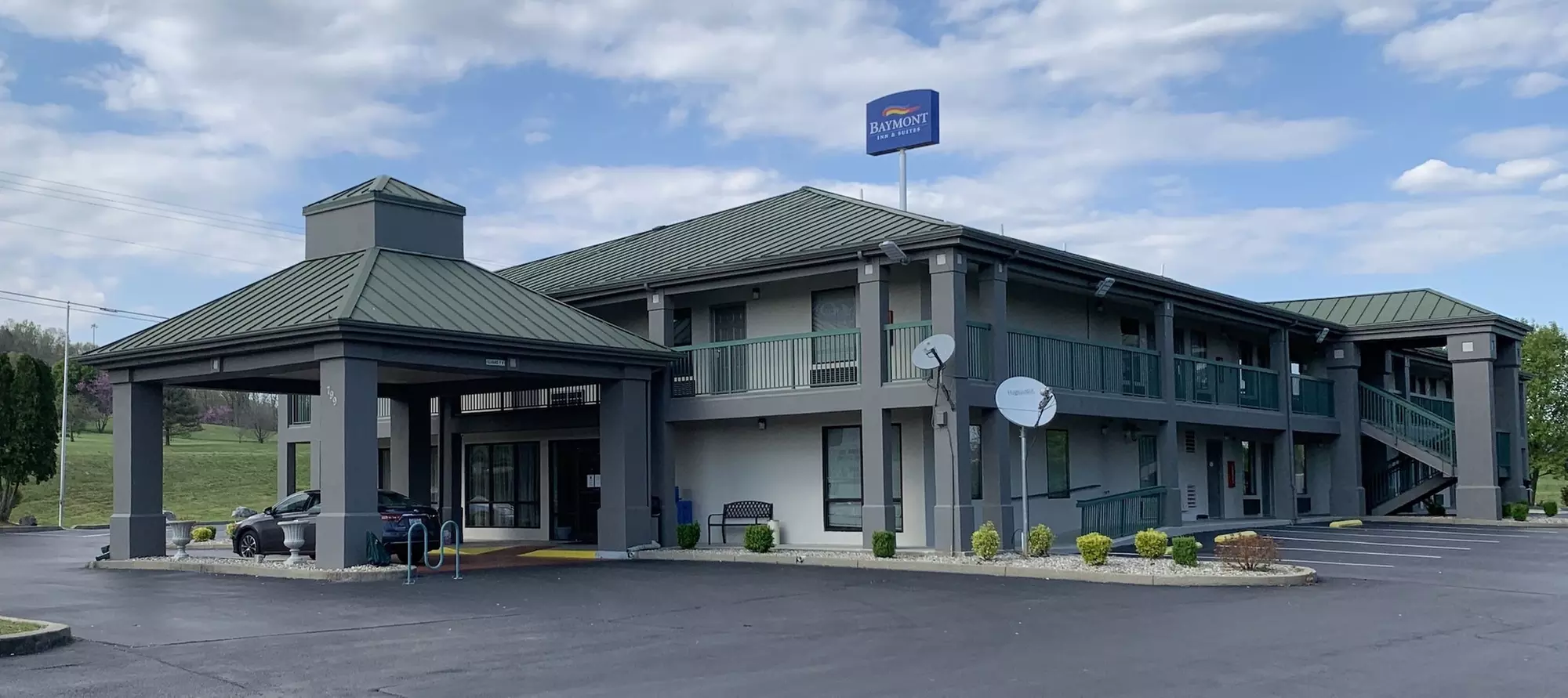 Baymont by Wyndham Cave City - Primary Image