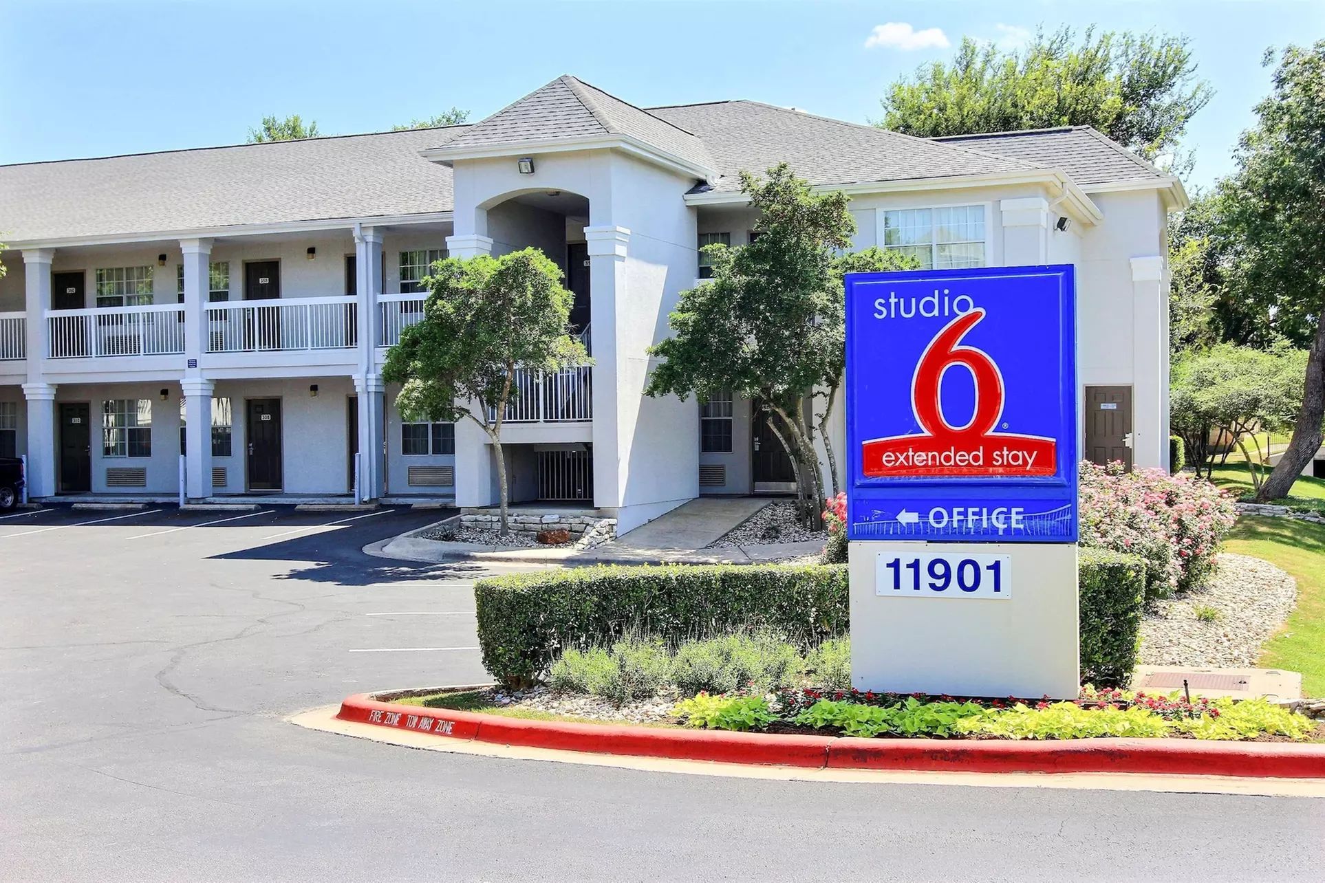 Studio 6 Austin, TX - Northwest - Primary Image