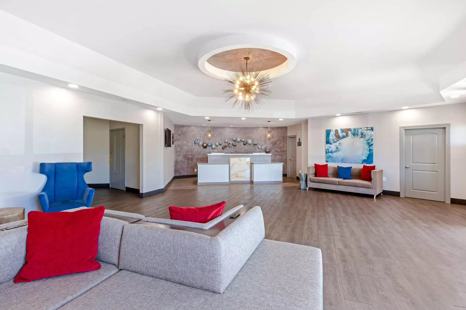 Best Western Summit Inn - Primary Image