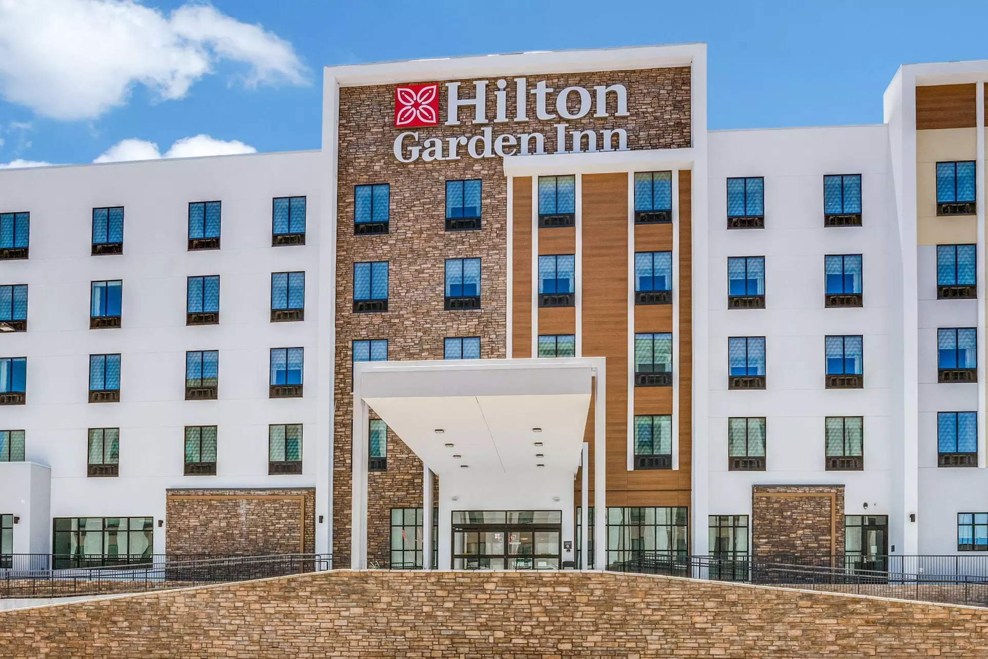 Hilton Garden Inn North Dallas Central Expy - Primary Image