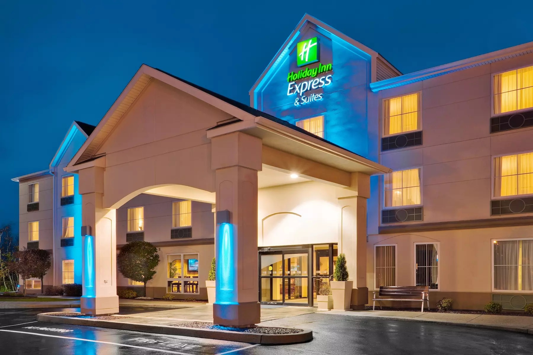 Holiday Inn Express Hotel & Suites Frackville by IHG - Primary Image