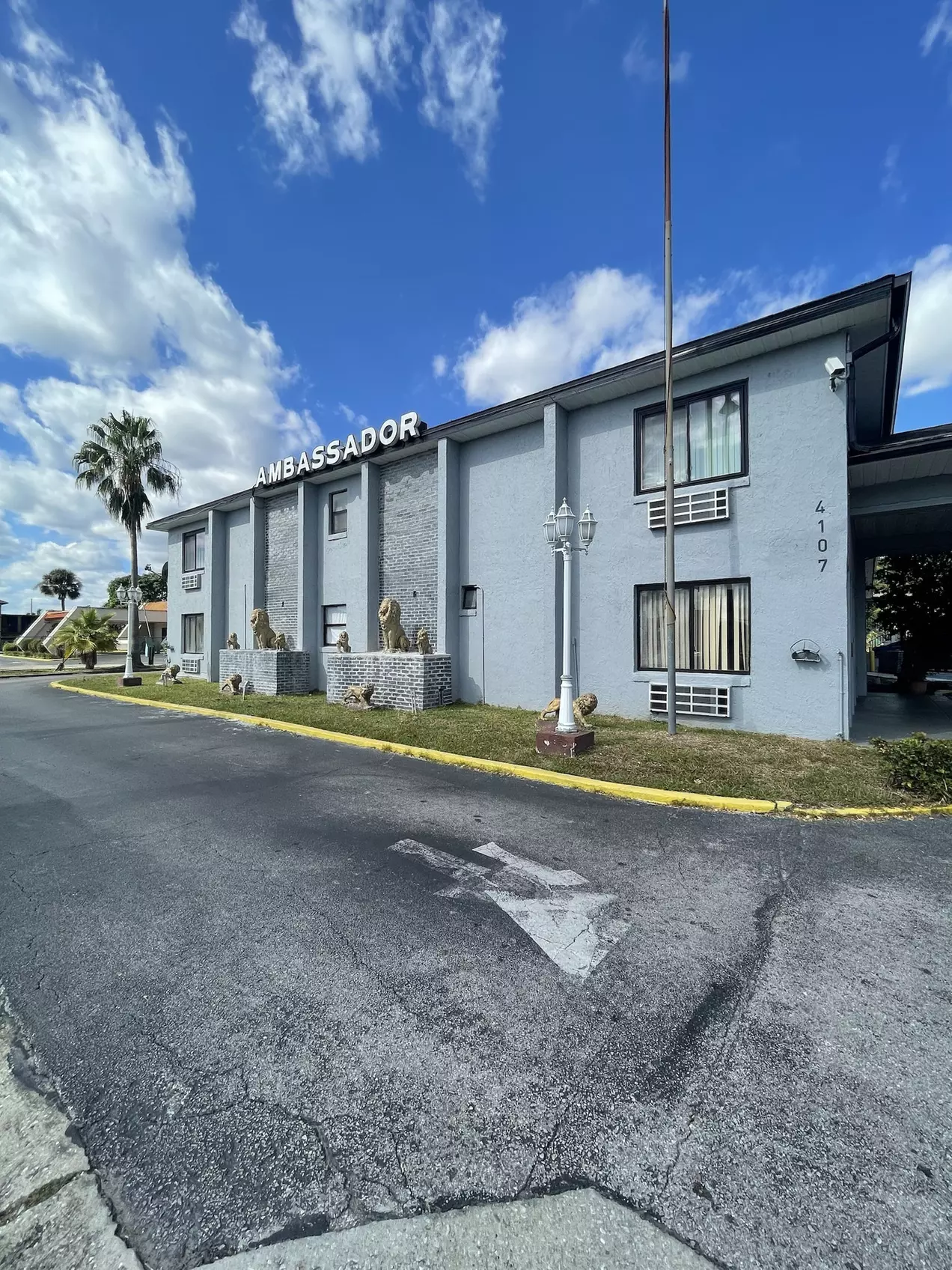 Ambassador Inn - Primary Image