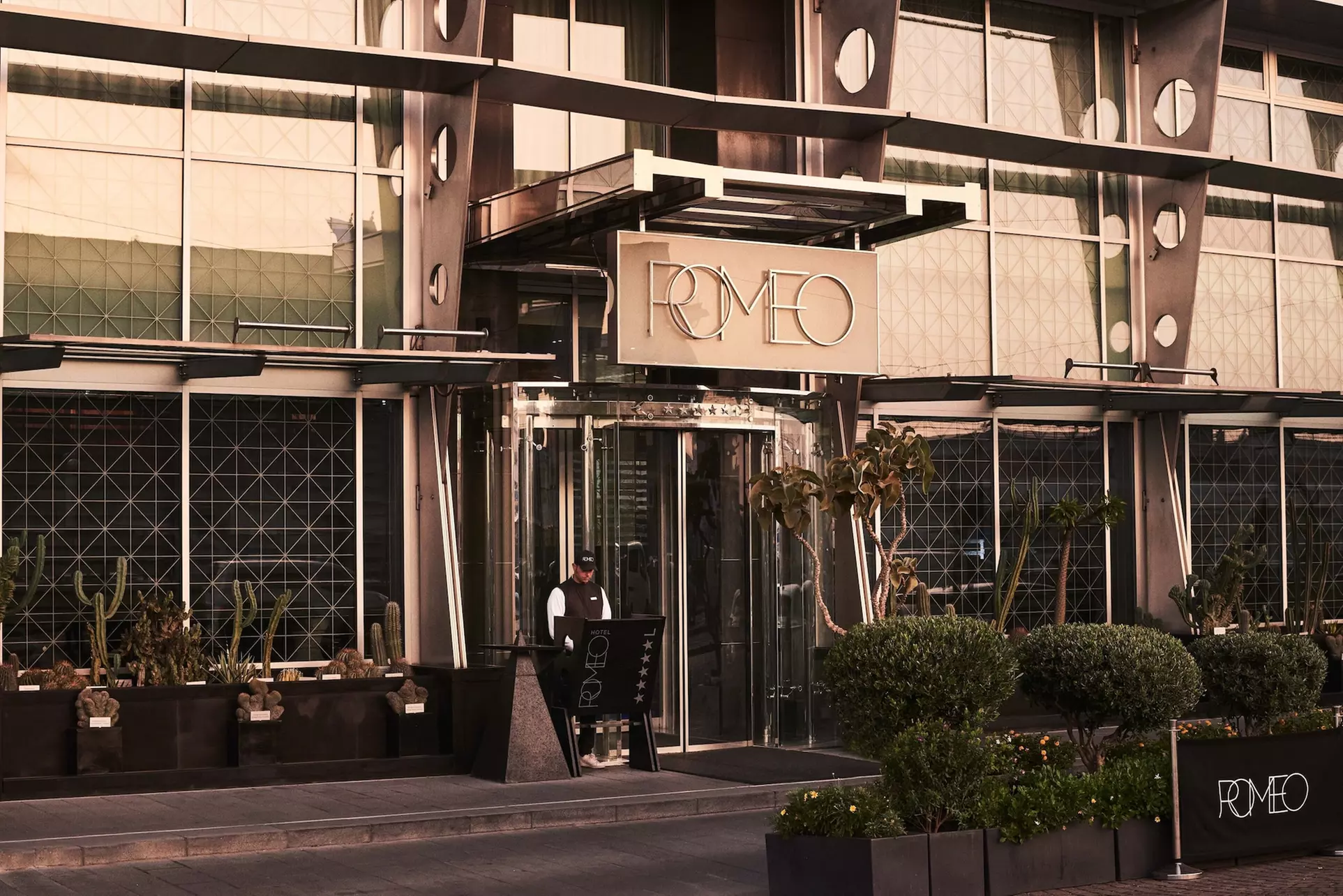 ROMEO Napoli - Primary Image