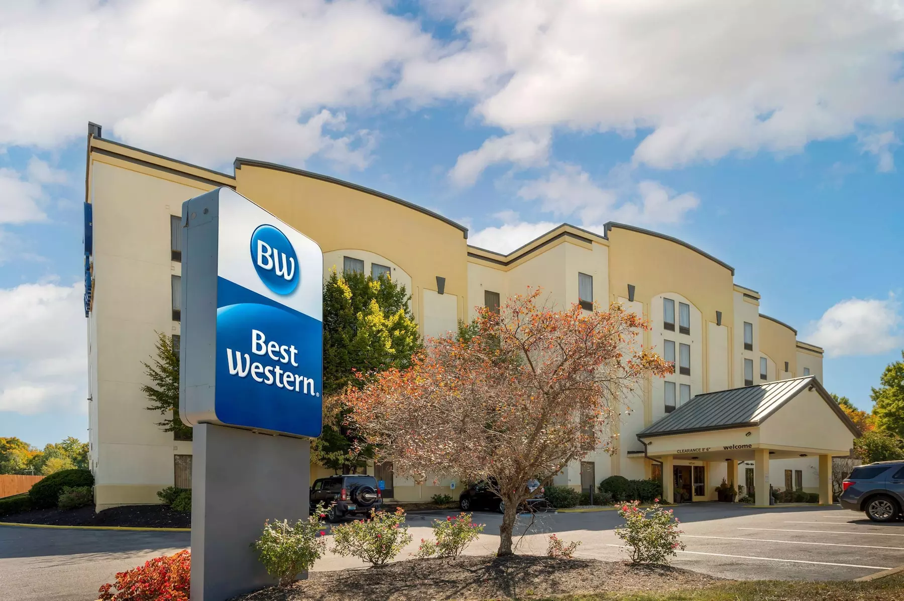 Best Western Louisville East Inn & Suites - Primary Image