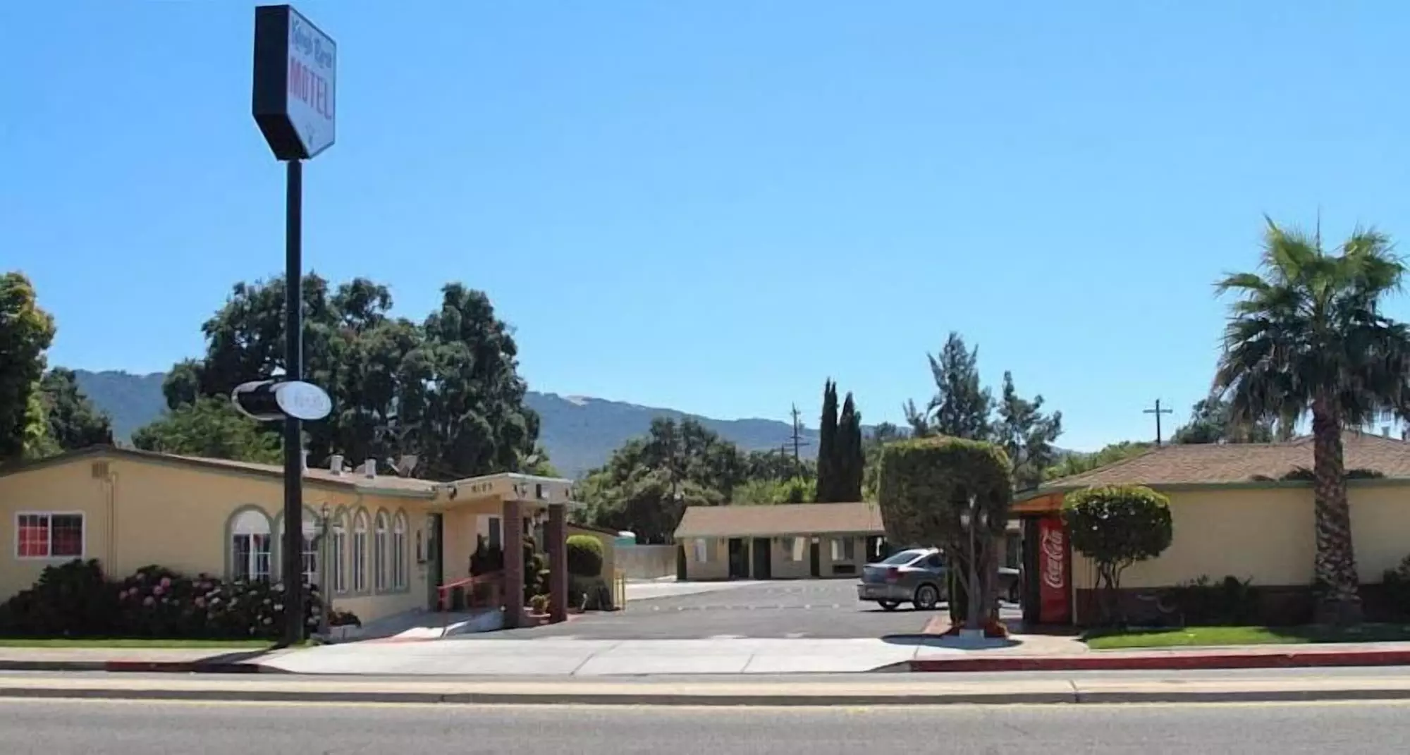 King's Rest Motel - Primary Image