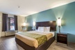 Econo Lodge Inn & Suites - Second Medium