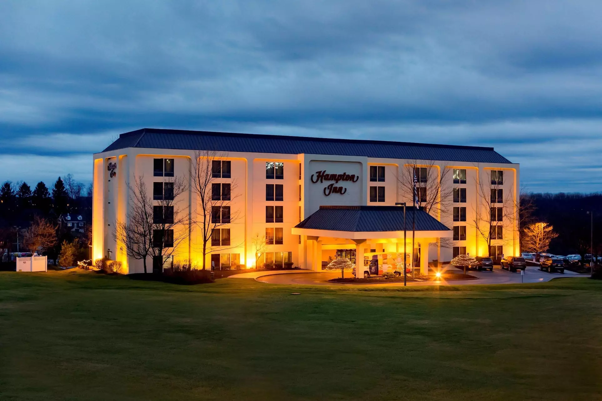 Hampton Inn Pittsburgh-Airport - Primary Image