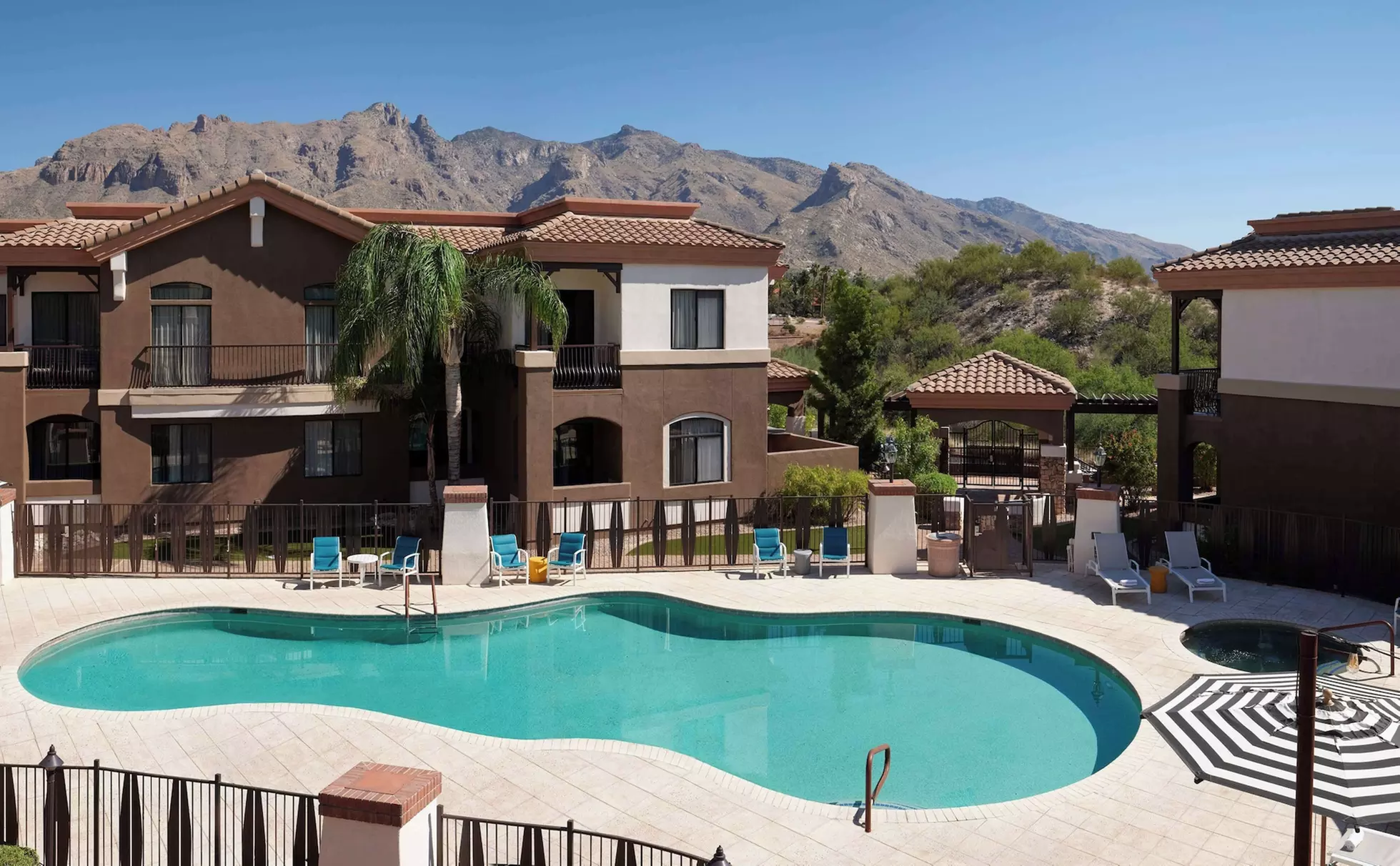 Embassy Suites by Hilton Tucson Paloma Village - Primary Image
