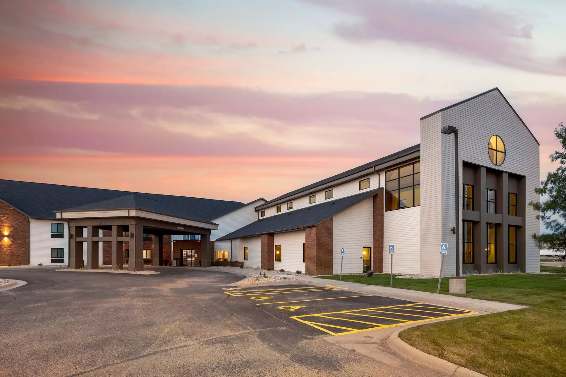 Best Western Watertown Inn and Suites - Primary Image