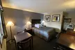 Golden Hill Inn Danbury - Second Medium
