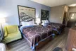 Super 8 by Wyndham Smithfield/Selma - Second Medium