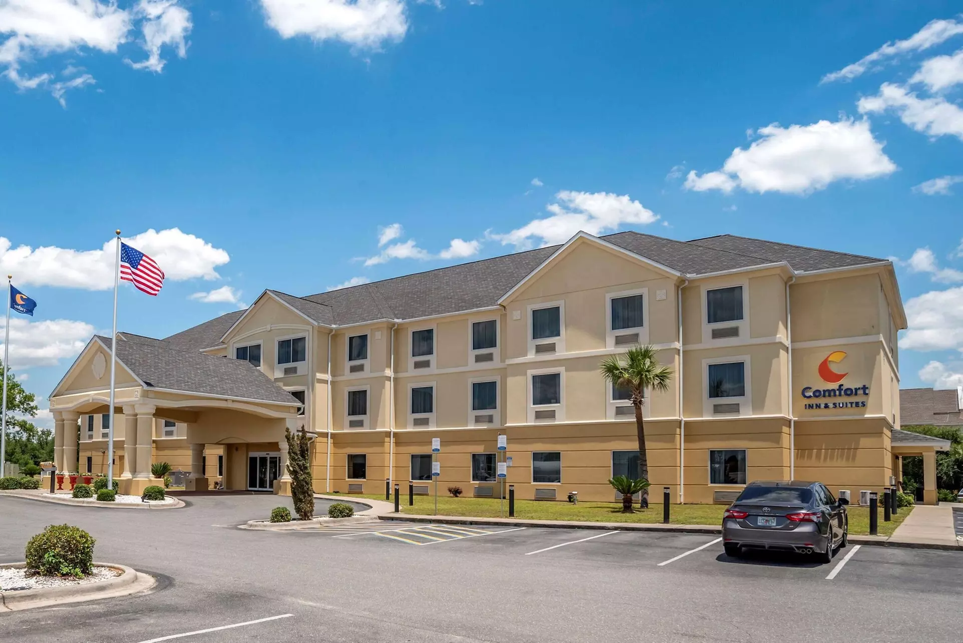 Comfort Inn & Suites Marianna I-10 - Primary Image