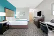 La Quinta Inn & Suites by Wyndham Paris - Second Medium