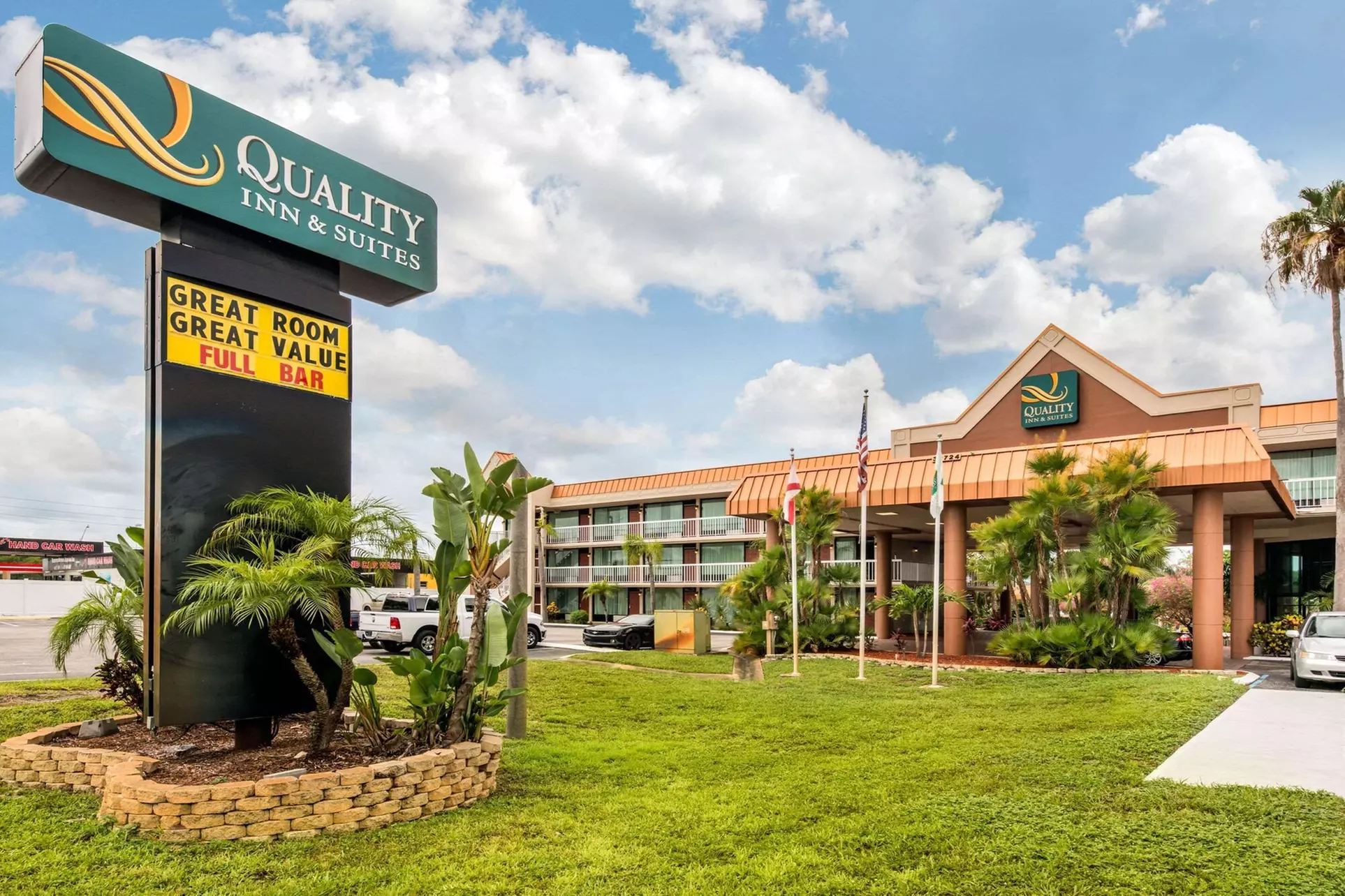 Quality Inn & Suites Tarpon Springs South - Primary Image