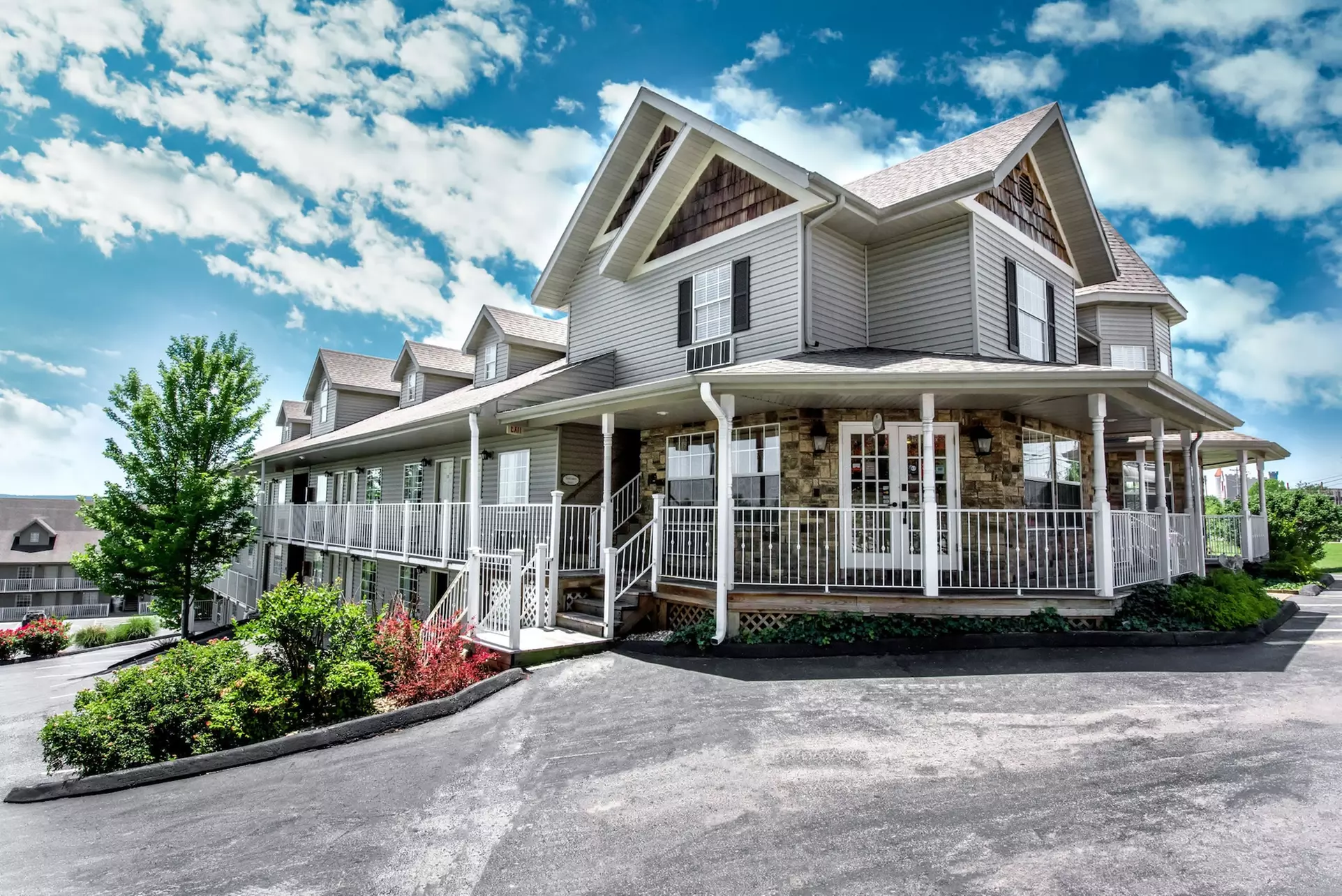 Gazebo Inn - Primary Image
