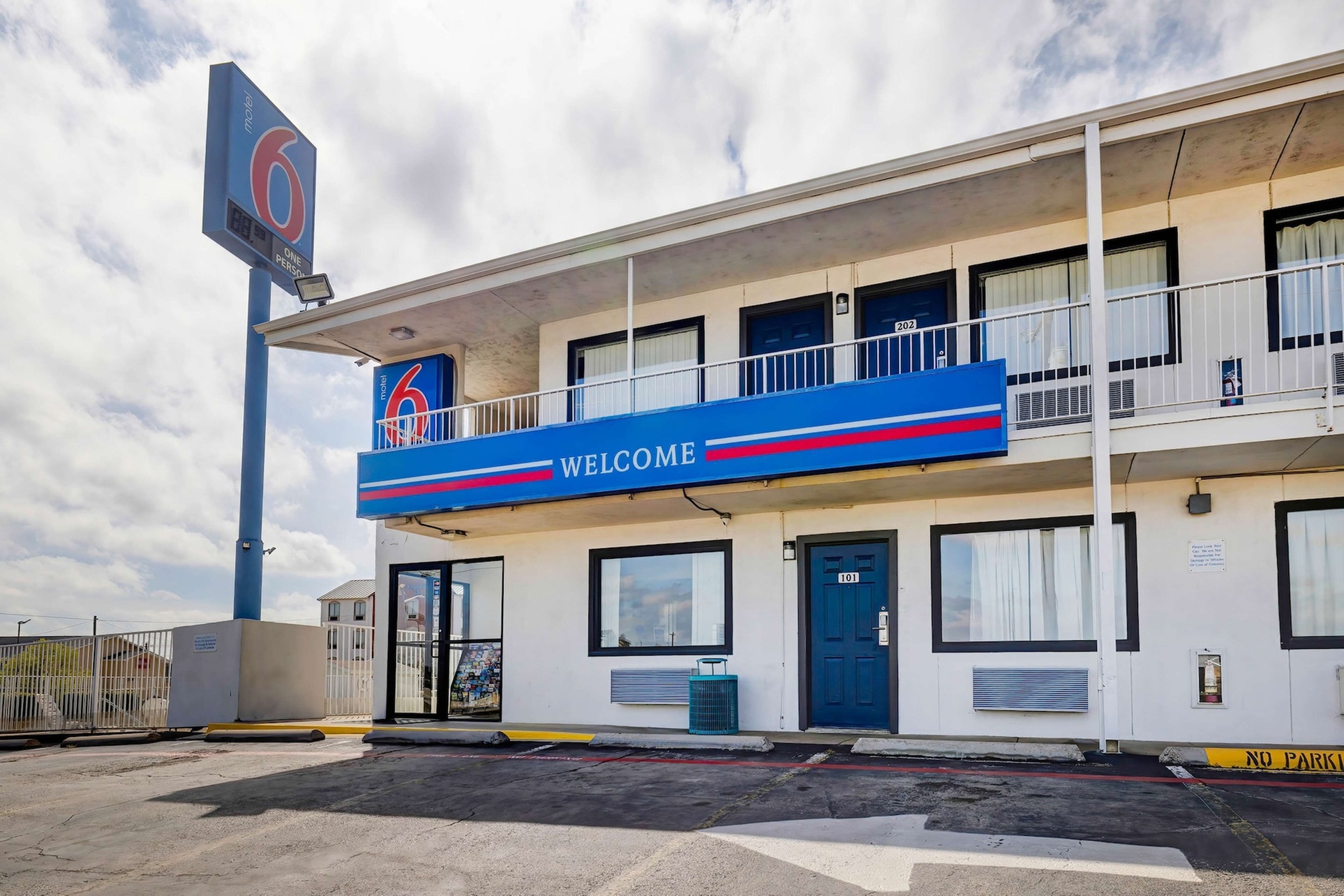 Motel 6 Denton, TX - UNT