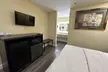 Rodeway Inn & Suites Highway 290 Northwest - Second Medium
