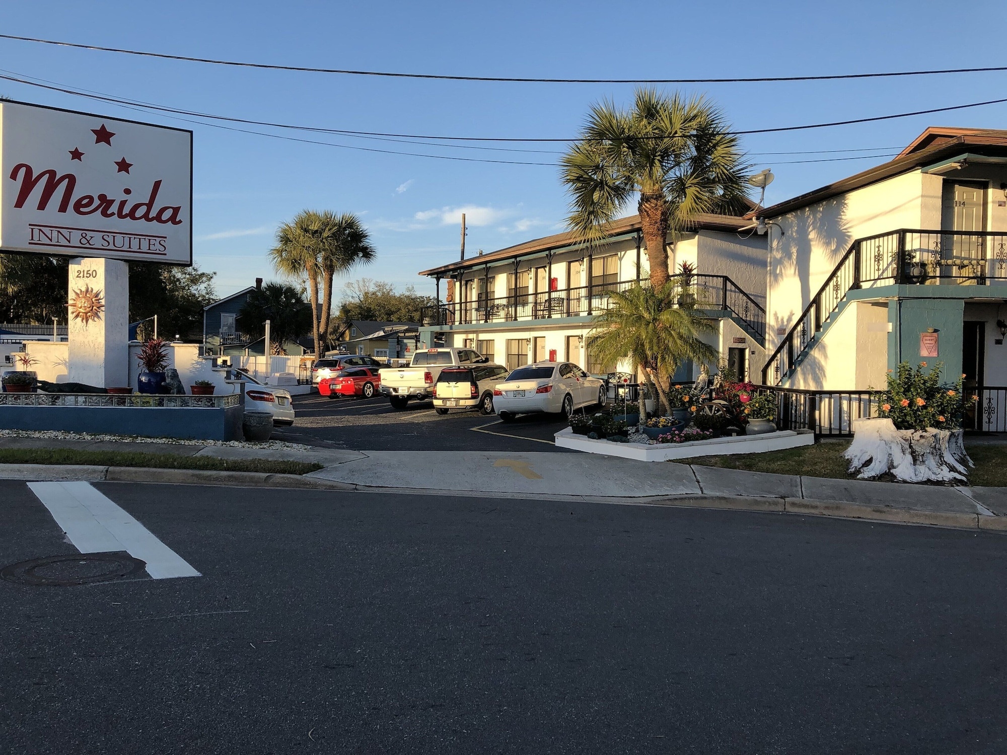 Merida Inn and Suites