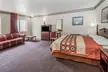 Super 8 by Wyndham Morris - Second Medium