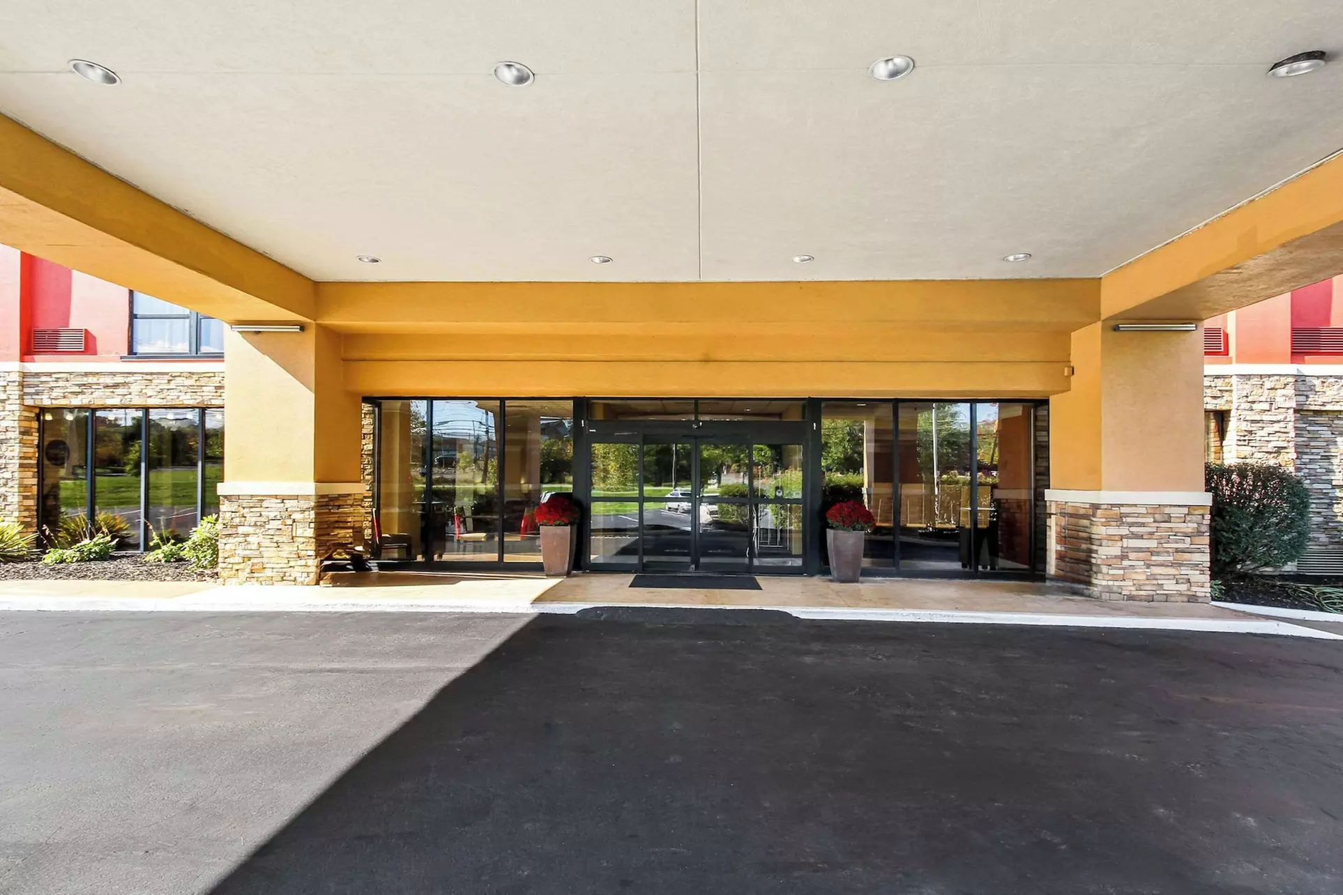 Comfort Inn Cranberry Township - Primary Image