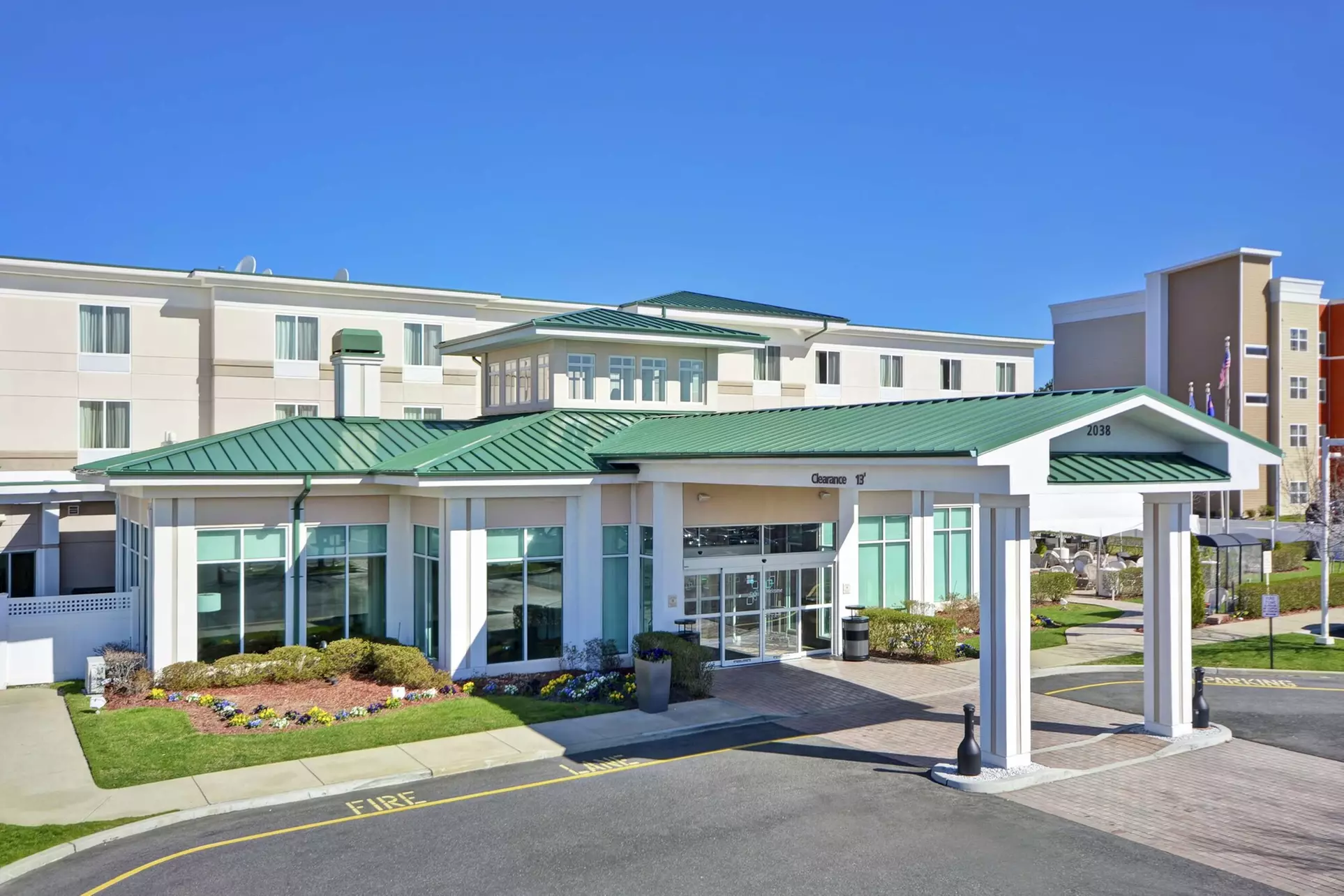 Hilton Garden Inn Riverhead - Primary Image