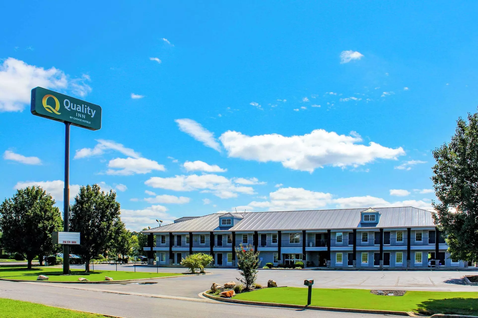 Quality Inn Scottsboro US/72 - Lake Guntersville Area - Primary Image