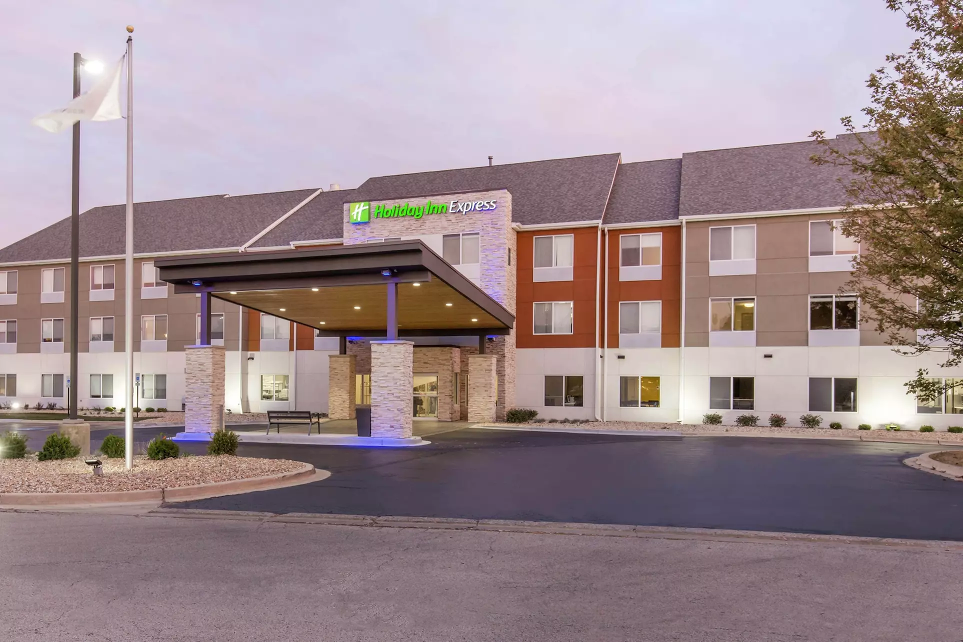 Holiday Inn Express & Suites Chicago West - St Charles, an IHG Hotel - Primary Image