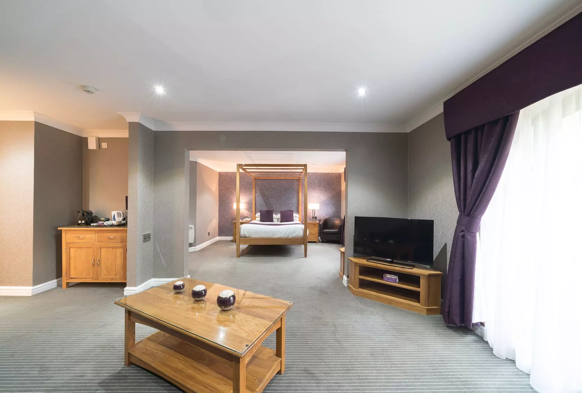The Everglades Park Hotel - Primary Image