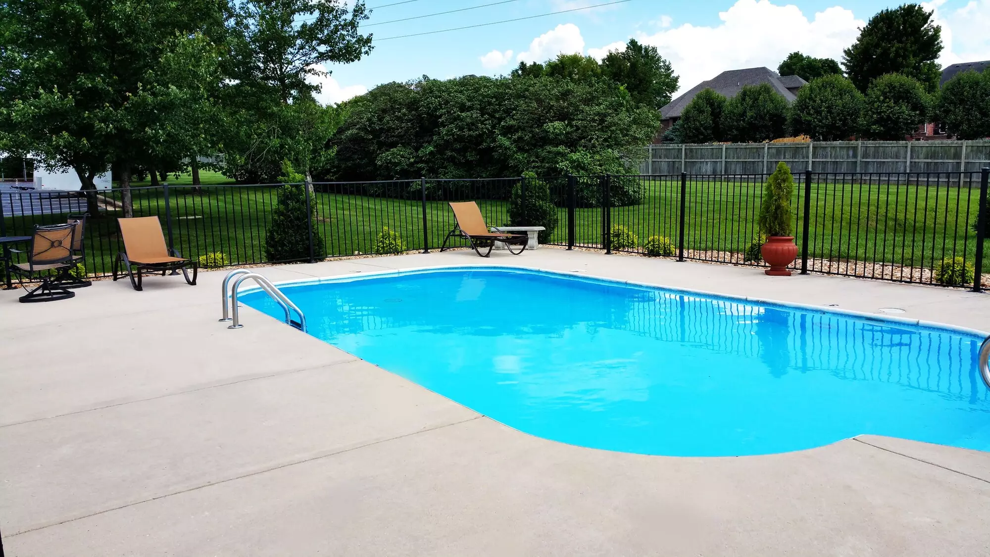 Days Inn by Wyndham Battlefield Rd/Hwy 65 - Primary Image