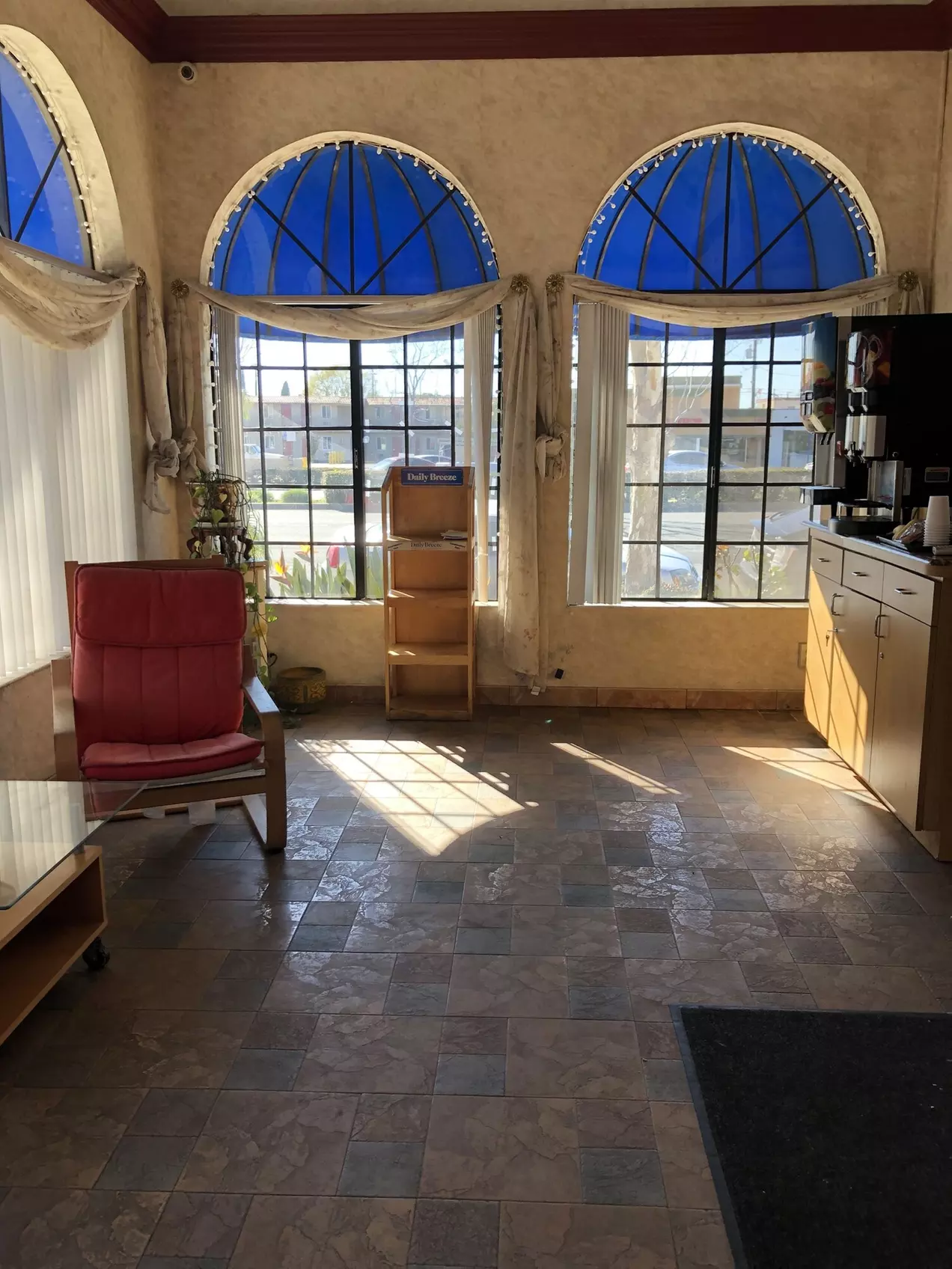 Travelers Inn - Primary Image