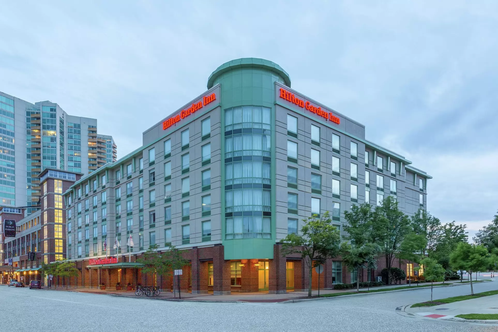 Hilton Garden Inn Chicago North Shore/Evanston - Primary Image