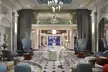 Leon's Place Hotel - Second Medium