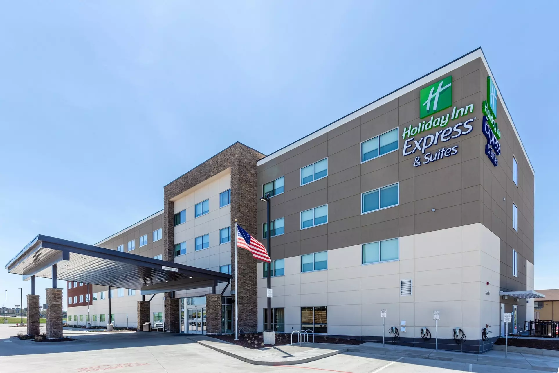 Holiday Inn Express & Suites Springfield North by IHG - Primary Image