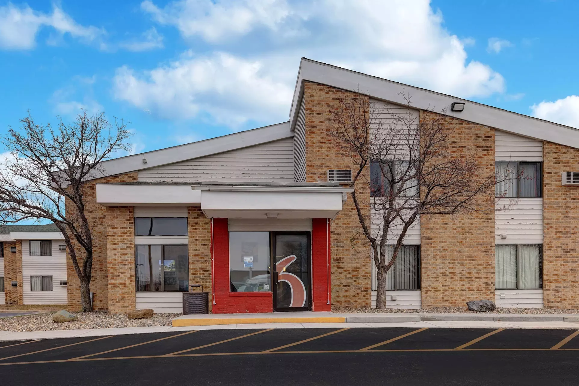 Motel 6 Lakeville, MN - South - Lakeville - Primary Image