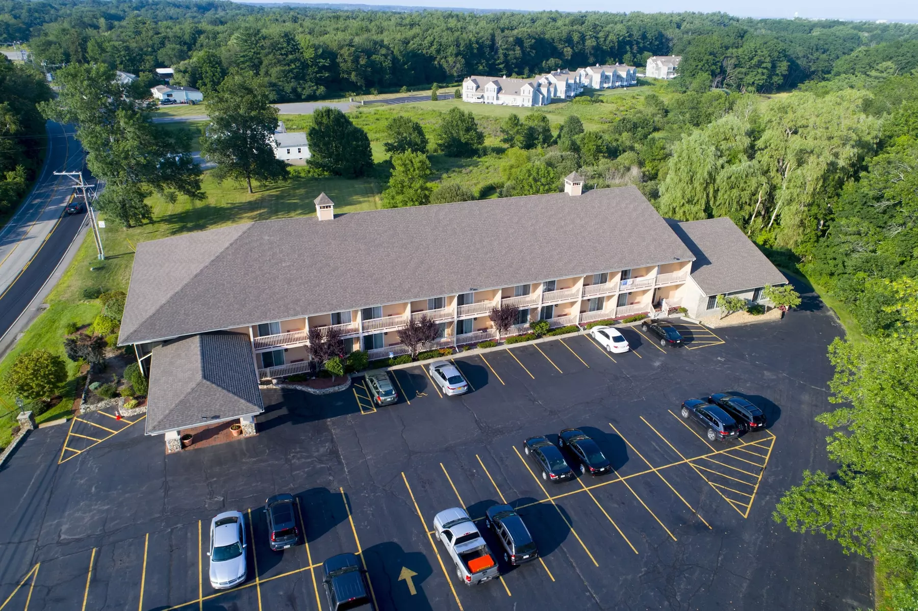 Hampton Falls Inn - Primary Image