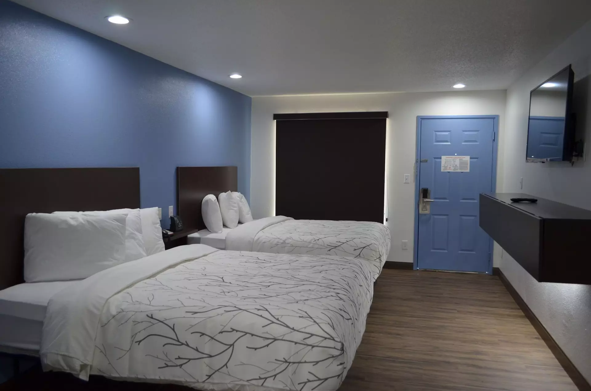 Athena Inn - Primary Image