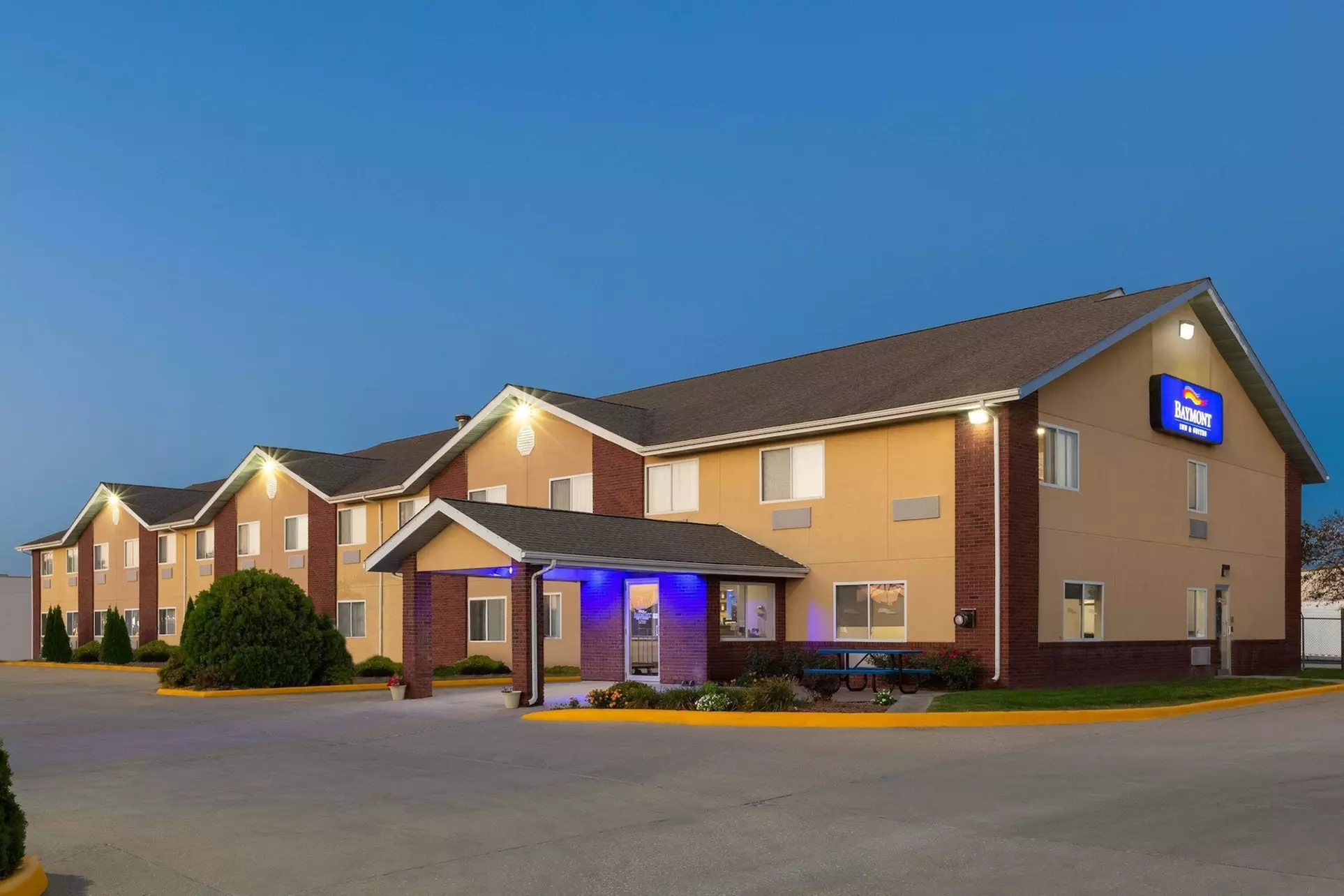 Baymont by Wyndham Fort Dodge - Primary Image