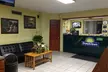 Days Inn by Wyndham Byron - Second Medium