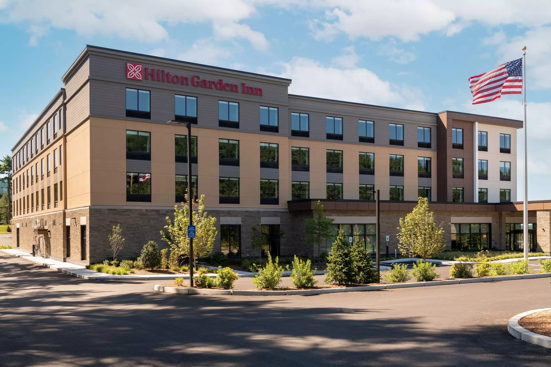 Hilton Garden Inn Boston Canton - Primary Image