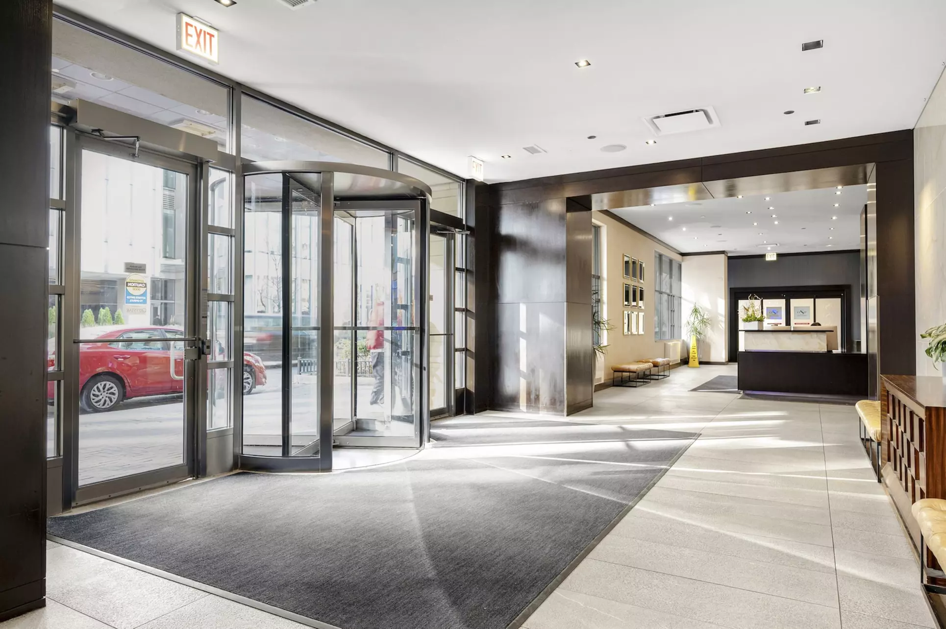 Kasa Magnificent Mile Chicago - Primary Image