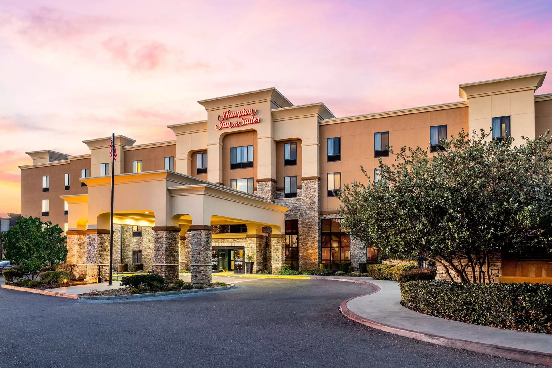 Hampton Inn & Suites Sacramento-Elk Grove Laguna I-5 - Primary Image