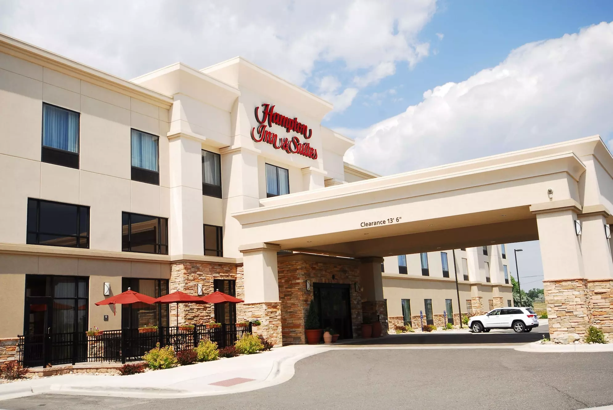 Hampton Inn & Suites Buffalo - Primary Image