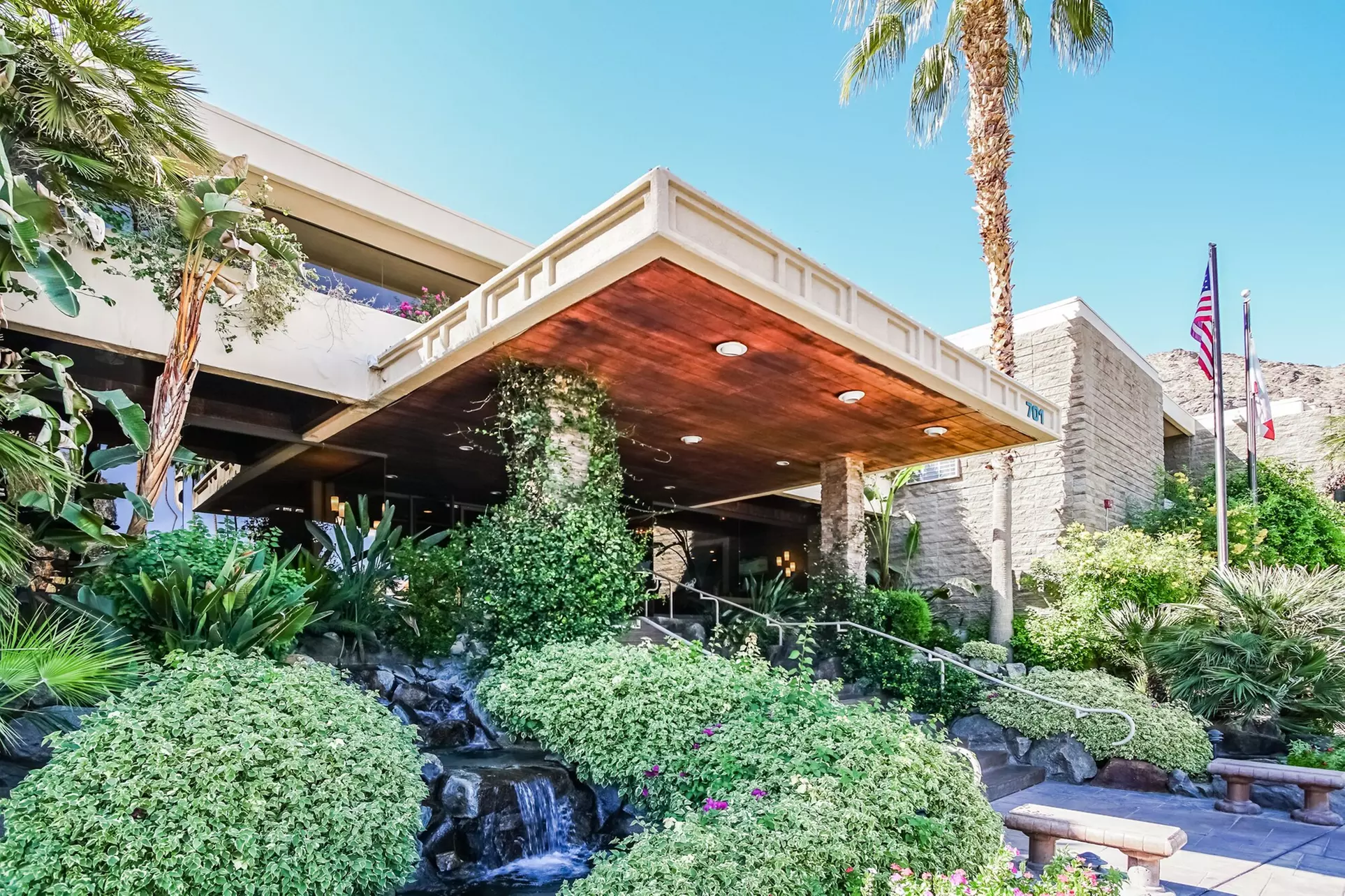Palm Springs Tennis Club, a VRI resort - Primary Image