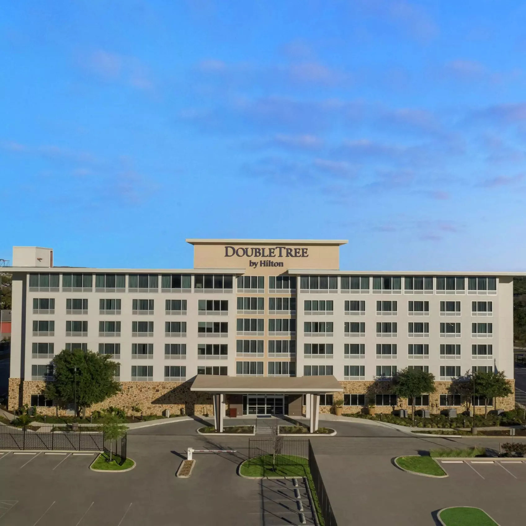 DoubleTree by Hilton San Antonio Northwest - Primary Image